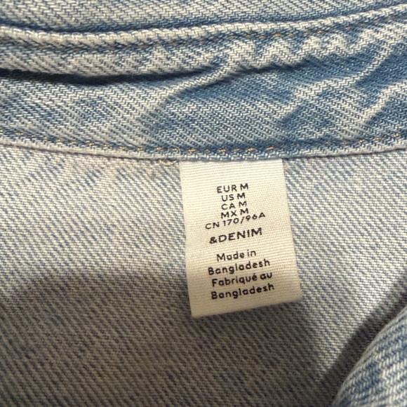 H&M SHORT SLEEVE OVERSIZED DENIM SHIRT - Picture 8 of 9